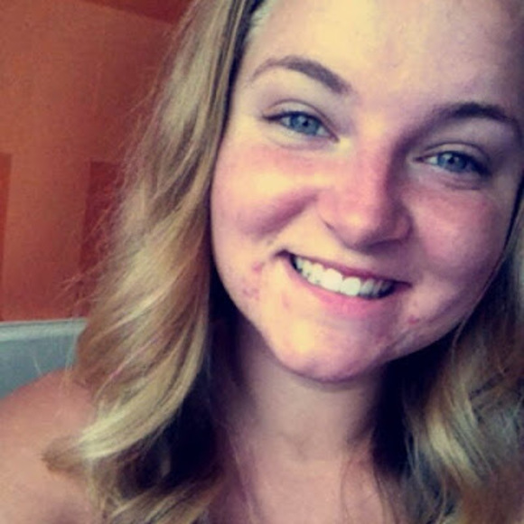 Meet your Posher, Ashleigh - Picture 1 of 1